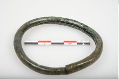 Foto von Bronzehohlblecharmring (NHMW-PRAE-025919)